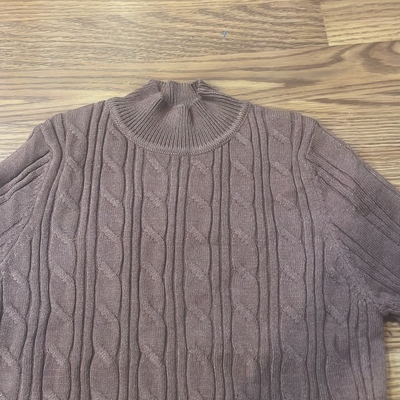 Amazon Essentials Cropped Brown Sweater NWOT - Picture 3 of 3